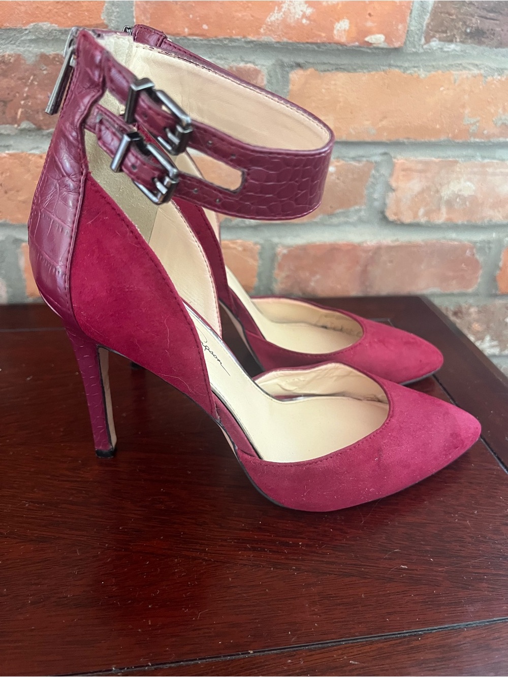 Jessica Simpson Wine Burgundy Croc-Trim Pointed Toe Ankle-Strap Heels